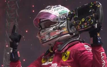 Riecco Vettel, vince a Singapore! Leclerc 2°