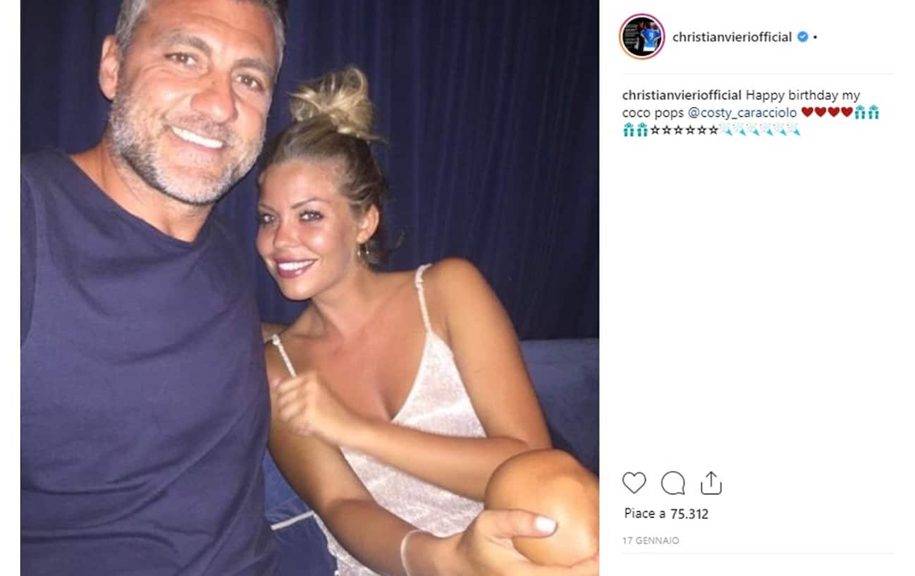 Costanza Caracciolo e Bobo Vieri, matrimonio in estate. Le pubblicazioni. FOTO Sky Sport Costanza Caracciolo e Bobo Vieri, matrimonio in estate. Le pubblicazioni. FOTO Sky Sport