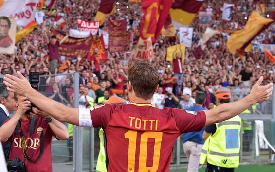 Totti, un anno fa addio al calcio: rivivi quelle emozioni con la ...