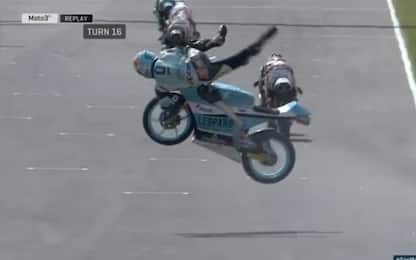 Moto3, GP Misano: spaventoso incidente per Loi