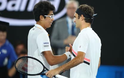 Aus Open, Chung si ritira: Federer in finale