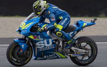 GP Italia, warm up a Iannone. Rossi: "Darò tutto"