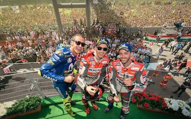 moto_gp_podium_mugello_fast_curious
