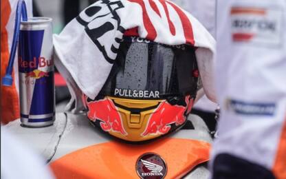 MotoGP, Silverstone: che auto-botte!