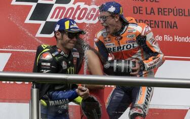 Marquez: "Inaspettata la stretta di mano di Rossi"