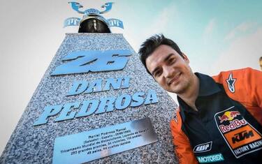 Jerez, curva 6 intitolata a Pedrosa: "È un sogno"