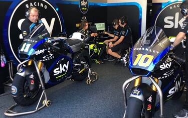 moto2