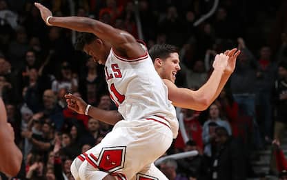 NBA, super Butler guida i Bulls contro i Raptors
