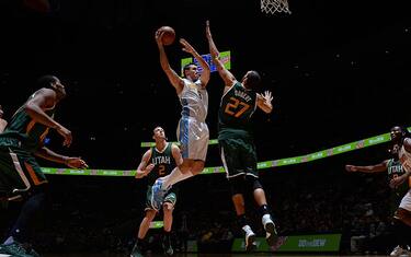 Danilo_Gallinari_schiacciata_1