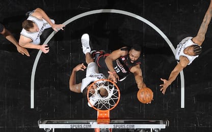 NBA, disastro Spurs: -27 in casa contro Houston