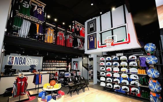 Il primo NBA Store d'Europa aprirà a Milano