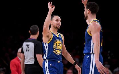 Golden State vince, Denver no: Warriors primi