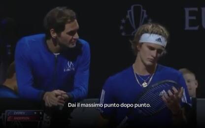 Federer fa il motivatore e Zverev rimonta. VIDEO