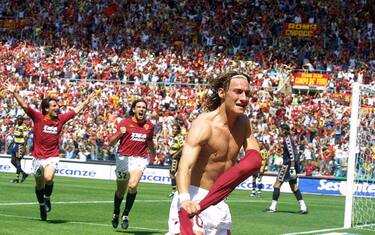 Roma L Addio Di Totti Arriva A 18 Anni Esatti Dallo Scudetto Sky Sport