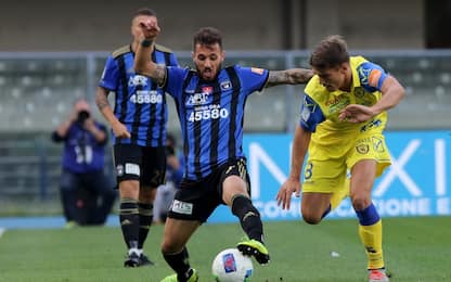 Pisa scappa, Chievo rimonta: 2-2 al Bentegodi