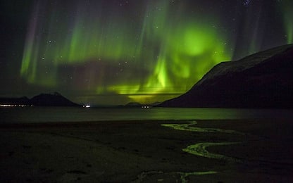 L’Esa dedica la giornata del meteo spaziale alle aurore boreali