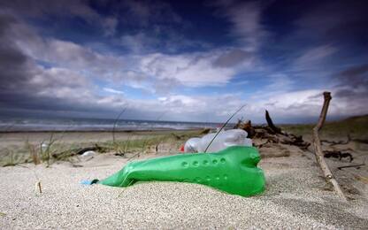 Sempre più spazzatura e plastica sulle coste inglesi