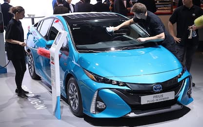 Toyota, un milione di auto a zero emissioni all'anno entro il 2030 