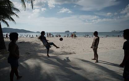 Thailandia vieta le sigarette in 24 spiagge turistiche 