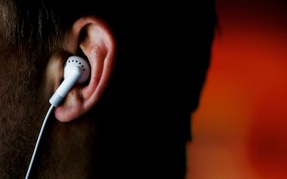 Oms: udito di un miliardo di giovani a rischio, la musica tra le cause