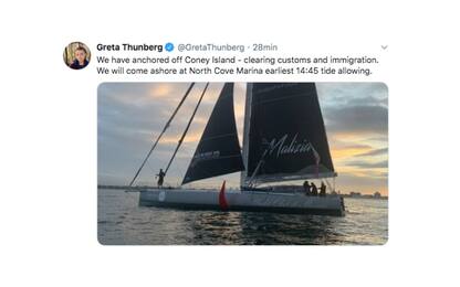 Greta Thunberg è arrivata a New York sulla barca di Casiraghi