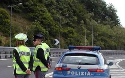 Provoca incidente da ubriaca e fugge