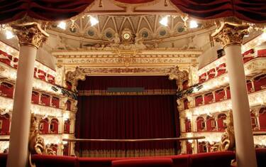 Petruzzelli celebra 10anni ricostruzione