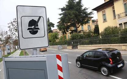 Sfida sugli autovelox a Bologna, il Comune vince