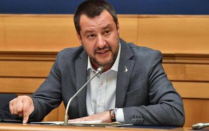 Salvini, gambiano ferisce 2 poliziotti