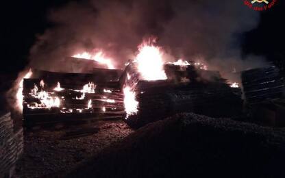 Incendio in cantiere a Bojano