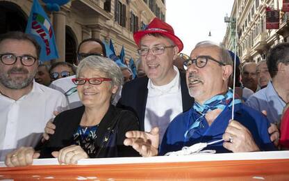 Sud: partito corteo a Reggio Calabria