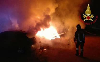 Incendiata auto sacerdote in Calabria