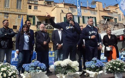 Mille in coda per selfie con Salvini