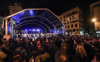 Capodanno: Genova vieta spray urticanti e botti