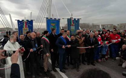 Inaugurato terzo ponte sul fiume Saline
