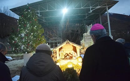 Gesù nasce in chiesa crollata per sisma