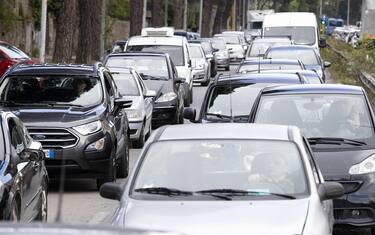 Roma, la galleria della tangenziale si allaga ancora: tratto chiuso