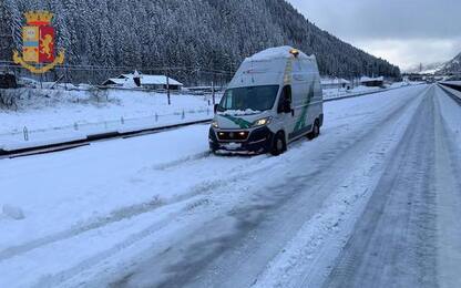 Caos neve Alto Adige: riaperta A22, ancora rallentamenti