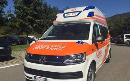 Donna investita a Caldaro trasportata in ospedale a Bolzano