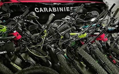18 bici rubate nascoste sul Colle