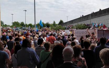 Sanità:duemila persone in piazza per l'ospedale di Palmanova