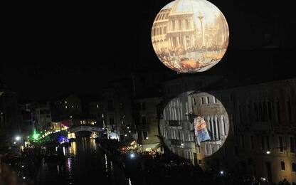 Venezia: Carnevale decolla sull'acqua