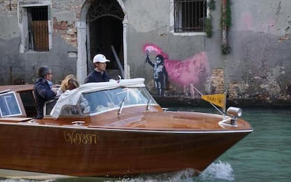 Venezia: Naufrago bambino,ipotesi Banksy