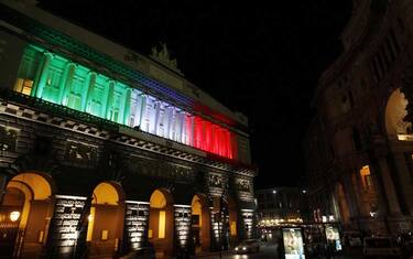 150_anni_teatro_san_carlo_napoli_tricolore_01