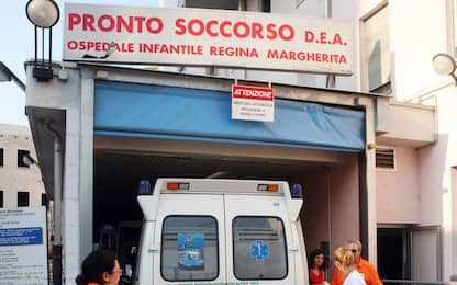 Torino, pentolino d'acqua bollente addosso: ustionata bimba di 13 mesi