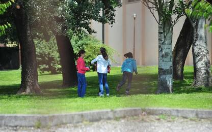 Bimbo scompare al parco della Caffarella a Roma: ritrovato da polizia