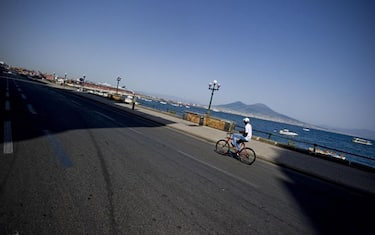 ulisse_napoli_meteo_caldo2