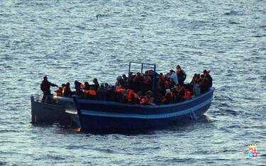 Migranti, sindaco Lampedusa: “Pronto a dichiarare stato di emergenza”