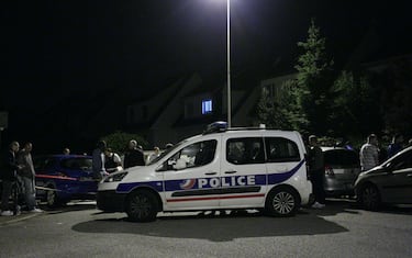 Francia, cinque bambini morti in un incidente: l'auto ha preso fuoco