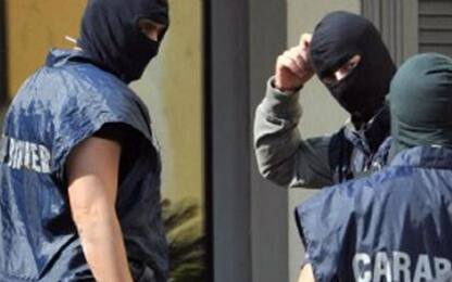 Mafia, smantellata cellula clan Santapaola a Messina: 30 arresti